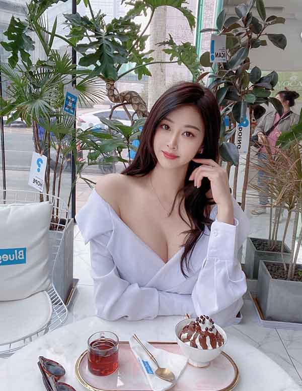 曼谷模特预约伴游